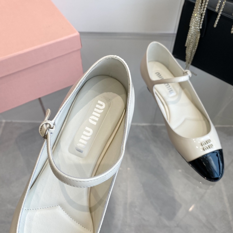 Miu Miu flat shoes